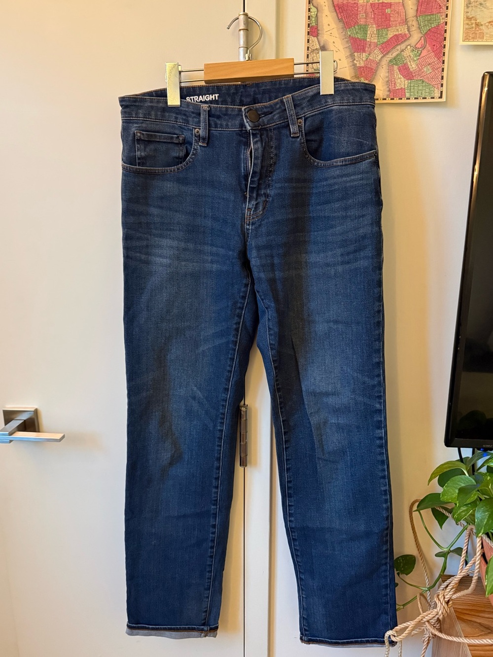 Straight cut blue jeans
